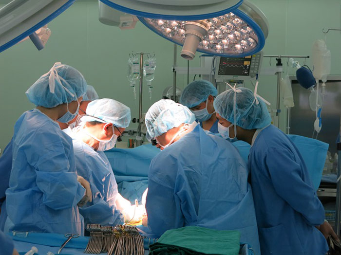 dieu-tri-ung-thu-gan-tai-viet-nam-1